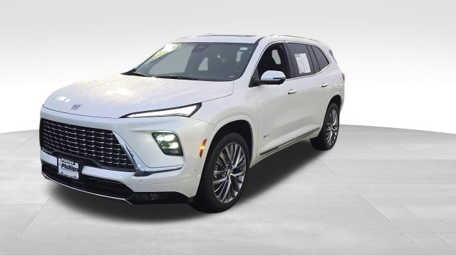 Certified 2025 Buick Enclave Avenir w/ Super Cruise Package FWD image 2