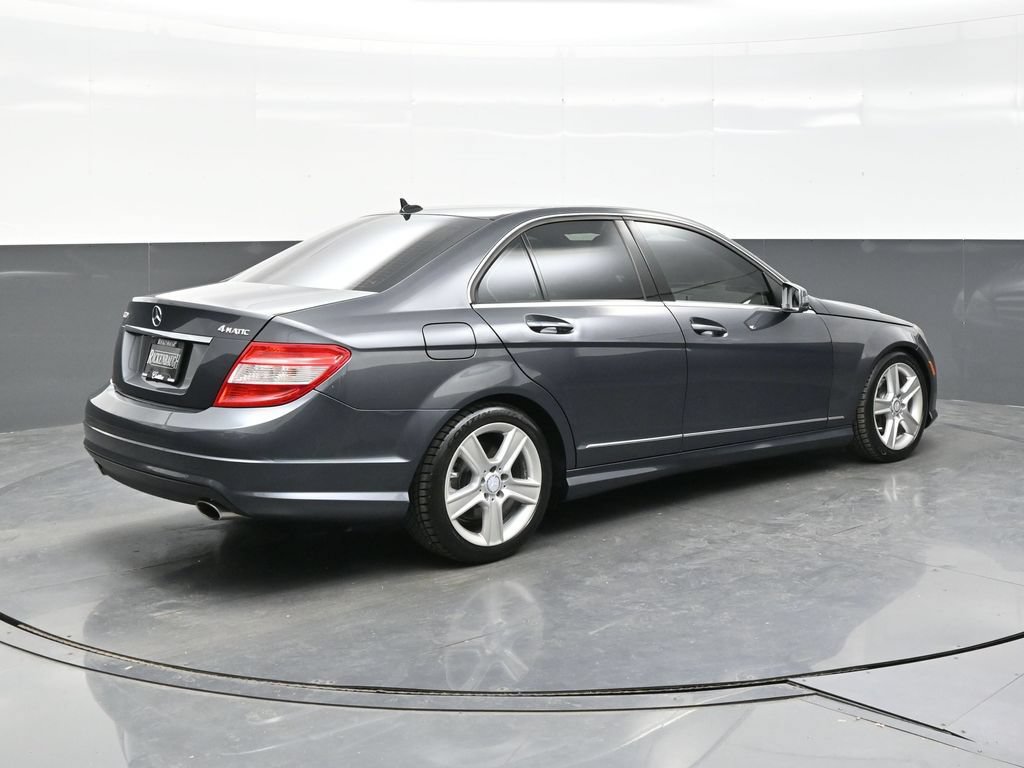 Used 2010 Mercedes-Benz C 300 4MATIC Sedan image 7