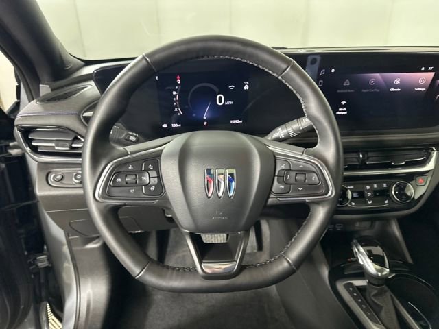 Used 2025 Buick Envista Sport Touring w/ Experience Buick Package image 14