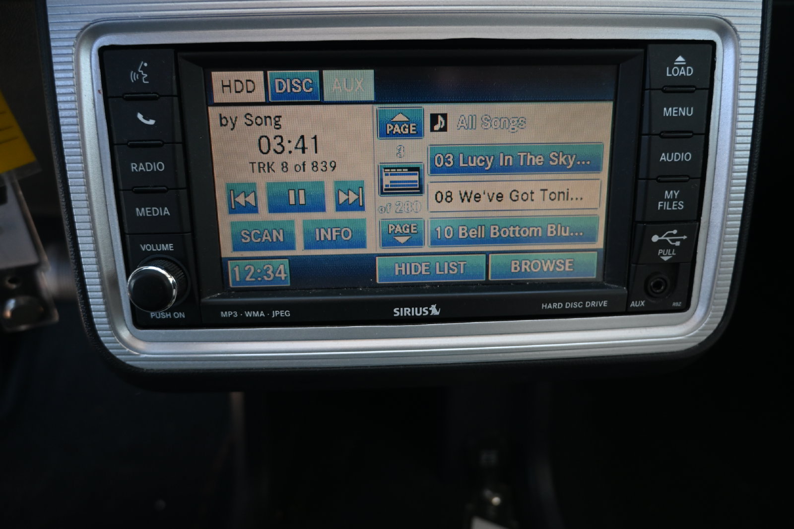 Used 2010 Dodge Journey SXT w/ Flexible Seating Group FWD image 13