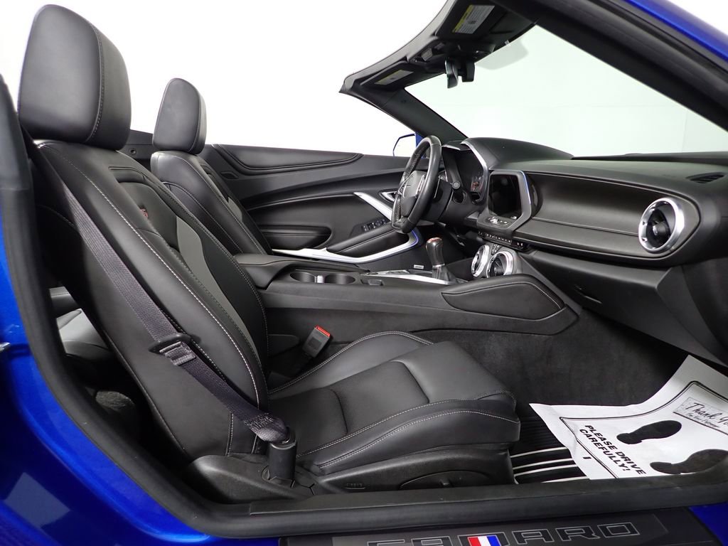Used 2017 Chevrolet Camaro SS image 37