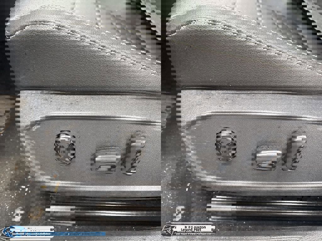 Used 2024 Volkswagen Jetta SE image 28