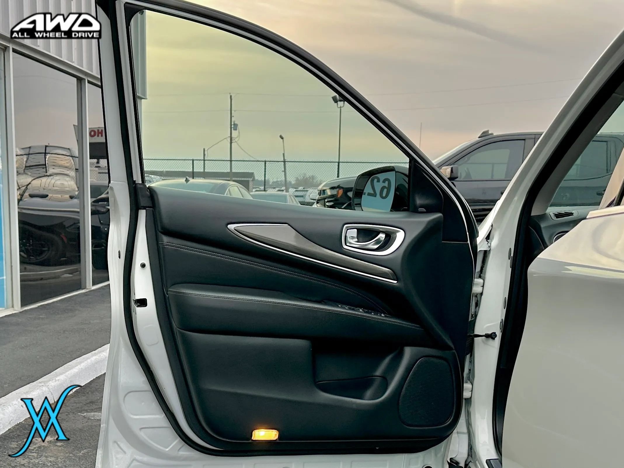 Used 2019 INFINITI QX60 Pure AWD/4WD image 12