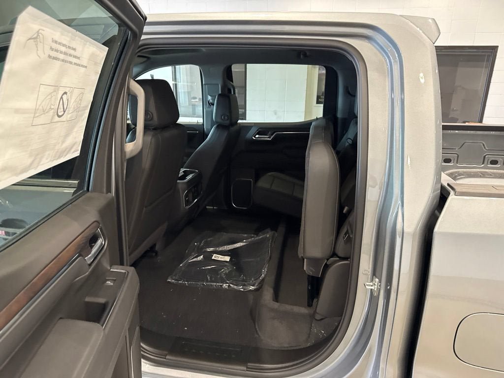 New 2026 GMC Sierra 1500 SLT w/ SLT Convenience Package AWD/4WD image 22
