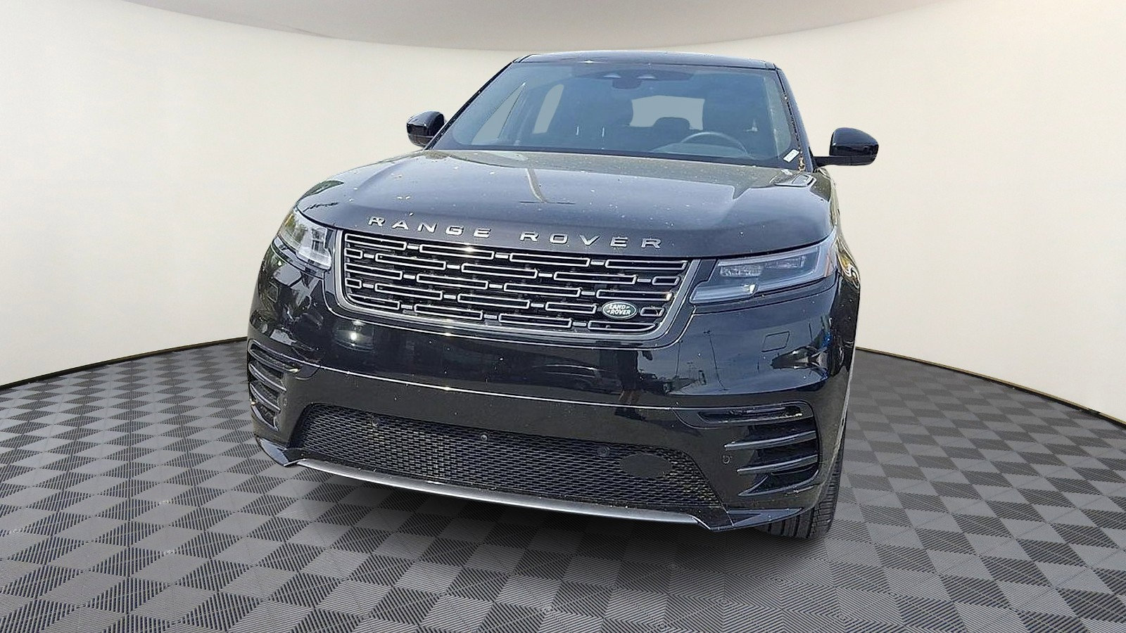 Certified 2026 Land Rover Range Rover Velar Dynamic SE AWD/4WD image 3
