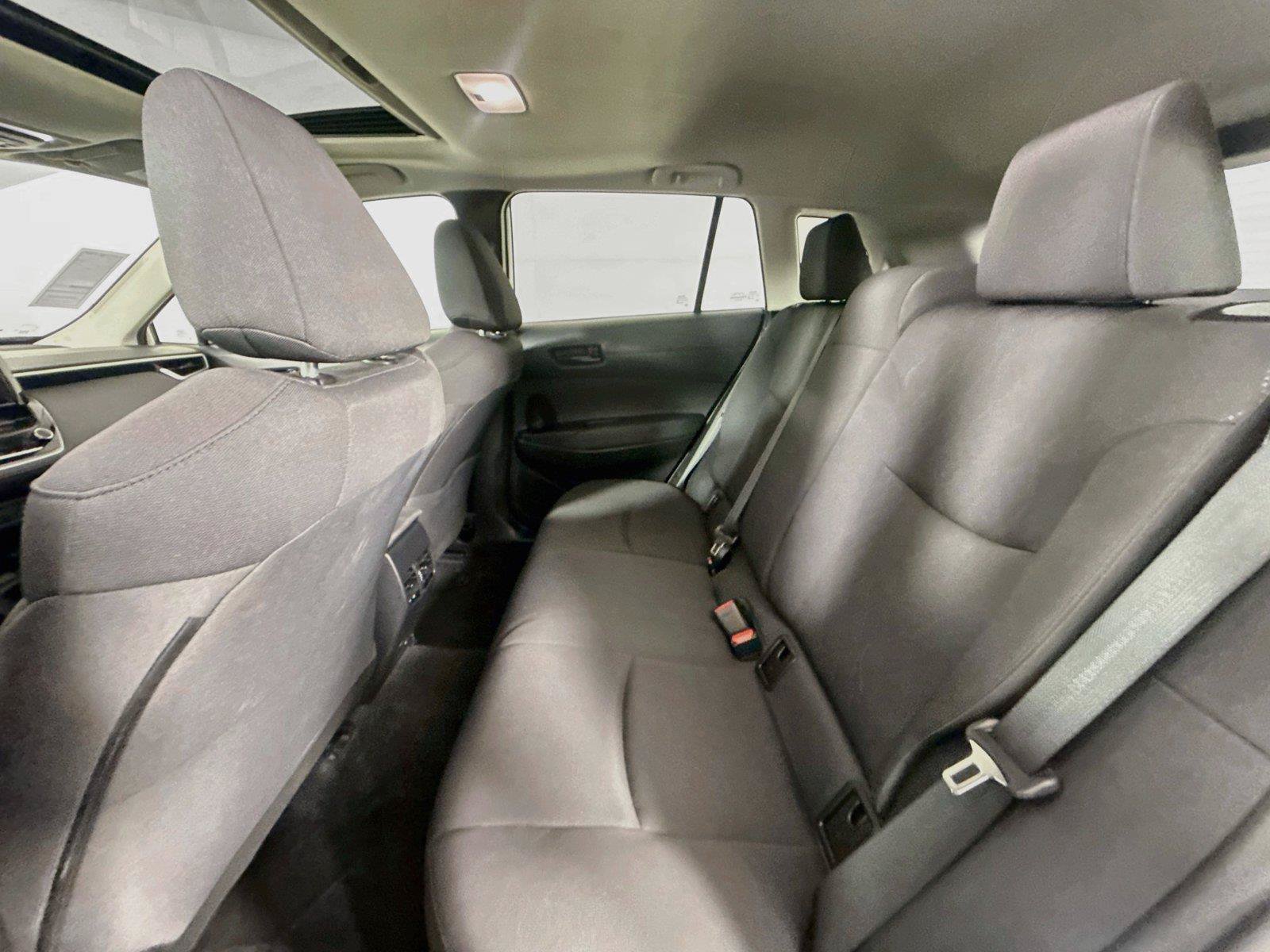 Used 2025 Toyota Corolla Cross LE w/ Moonroof Package AWD/4WD image 31