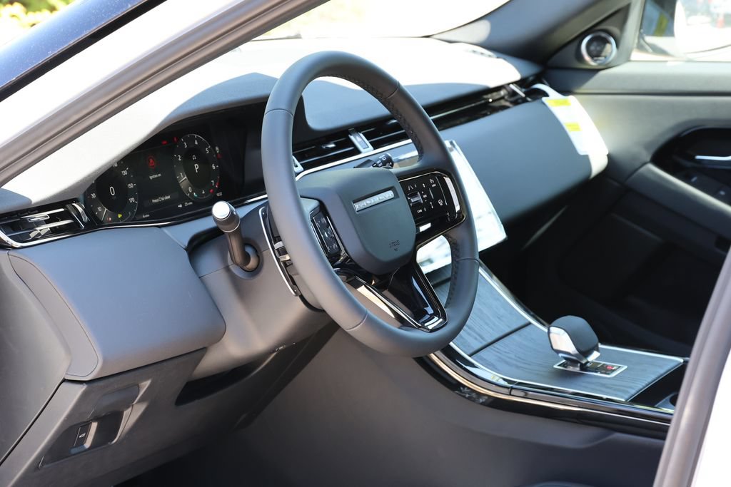 New 2026 Land Rover Range Rover Evoque S AWD/4WD image 6