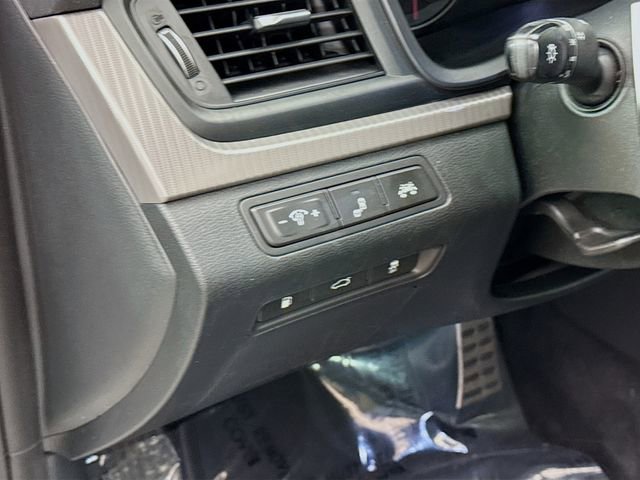 Used 2019 Hyundai Sonata Limited image 10