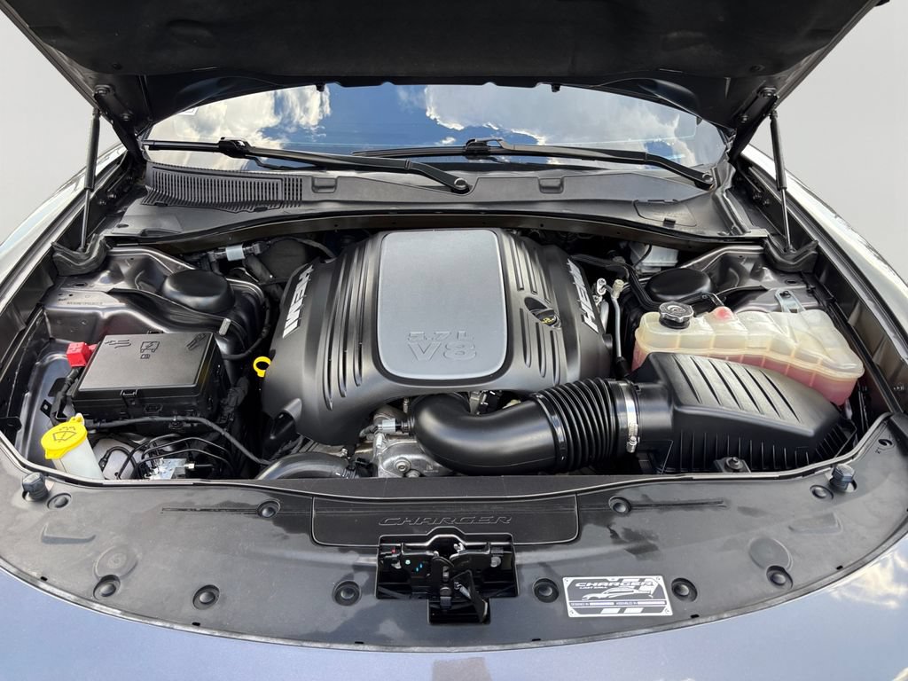 Used 2023 Dodge Charger R/T w/ Blacktop Package RWD image 9
