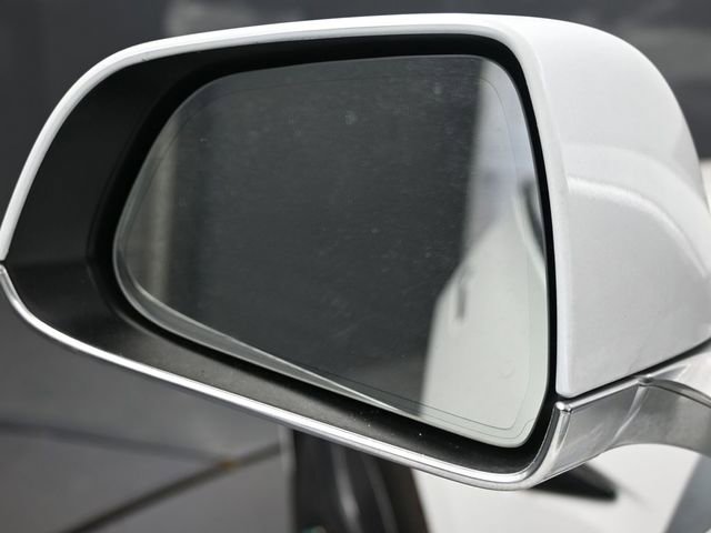 Used 2019 Tesla Model 3 Standard Range Plus image 9