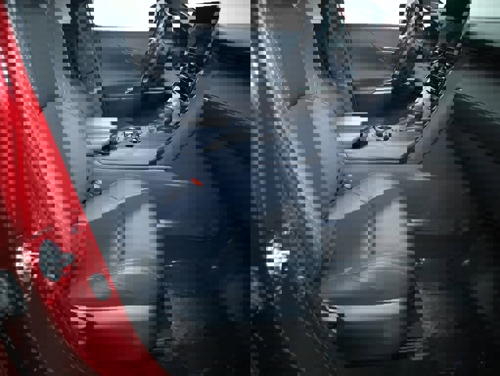 Certified 2023 Toyota Venza XLE image 34