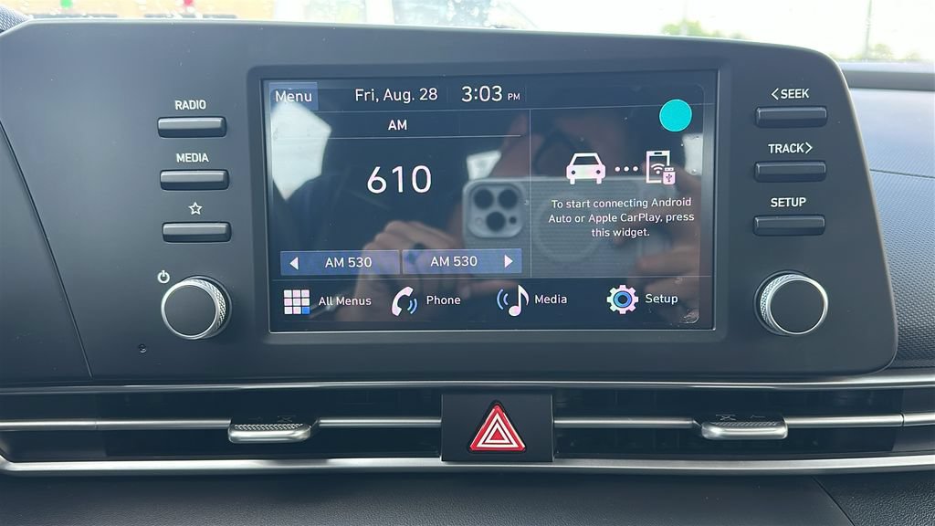Used 2026 Hyundai Elantra SE FWD image 23