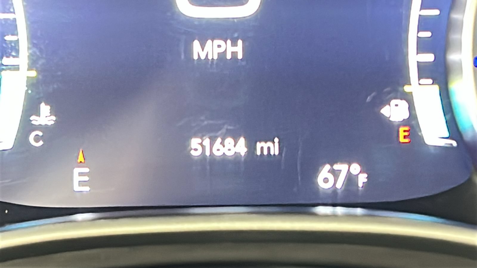 Used 2024 Chrysler Pacifica Touring-L FWD image 21
