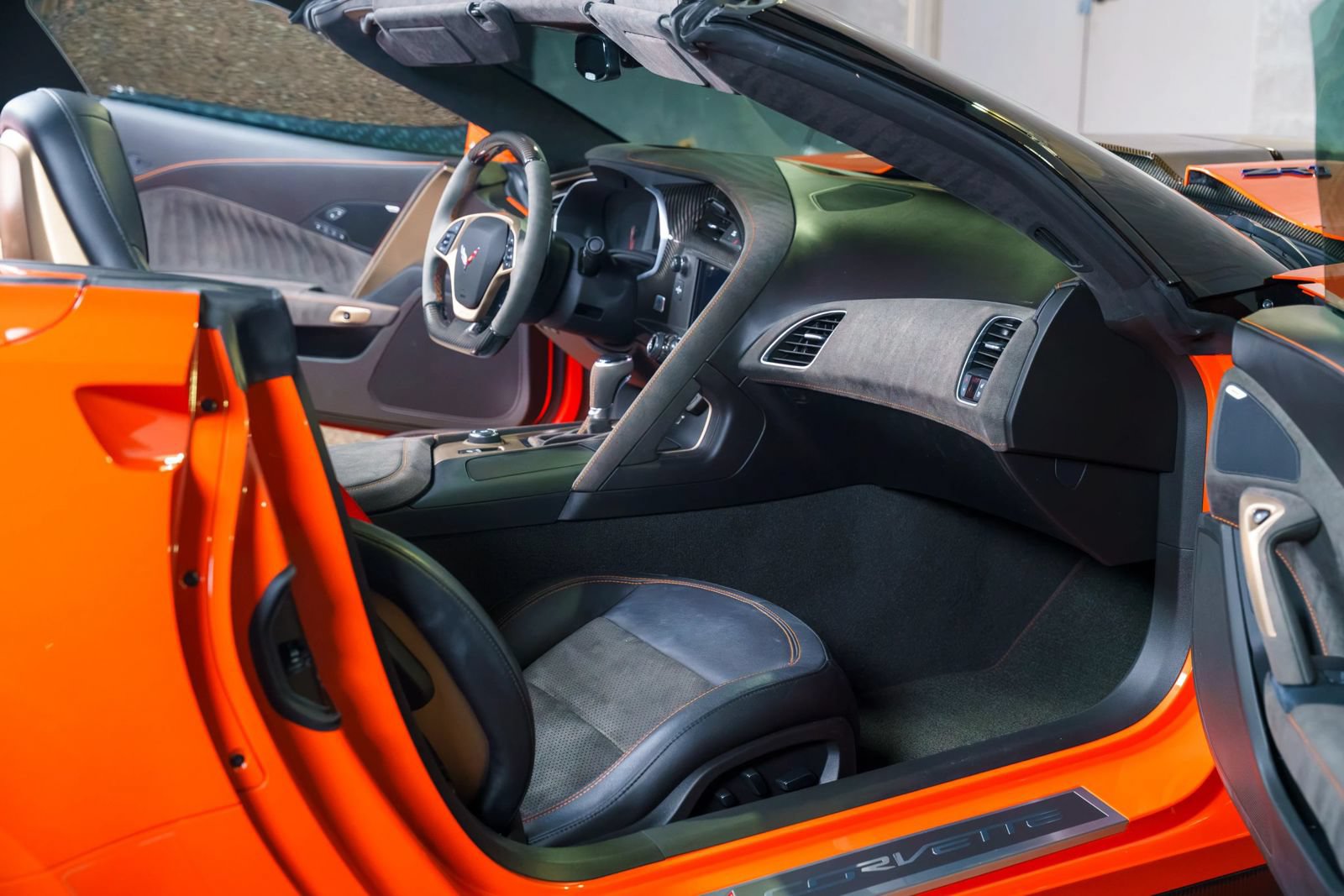 Used 2019 Chevrolet Corvette ZR1 RWD image 14