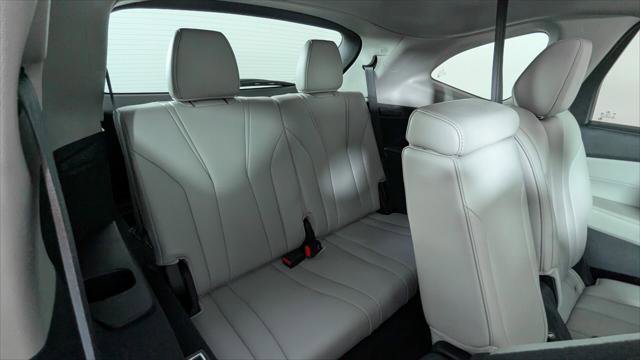 Used 2022 Acura MDX FWD w/ Technology Package image 26