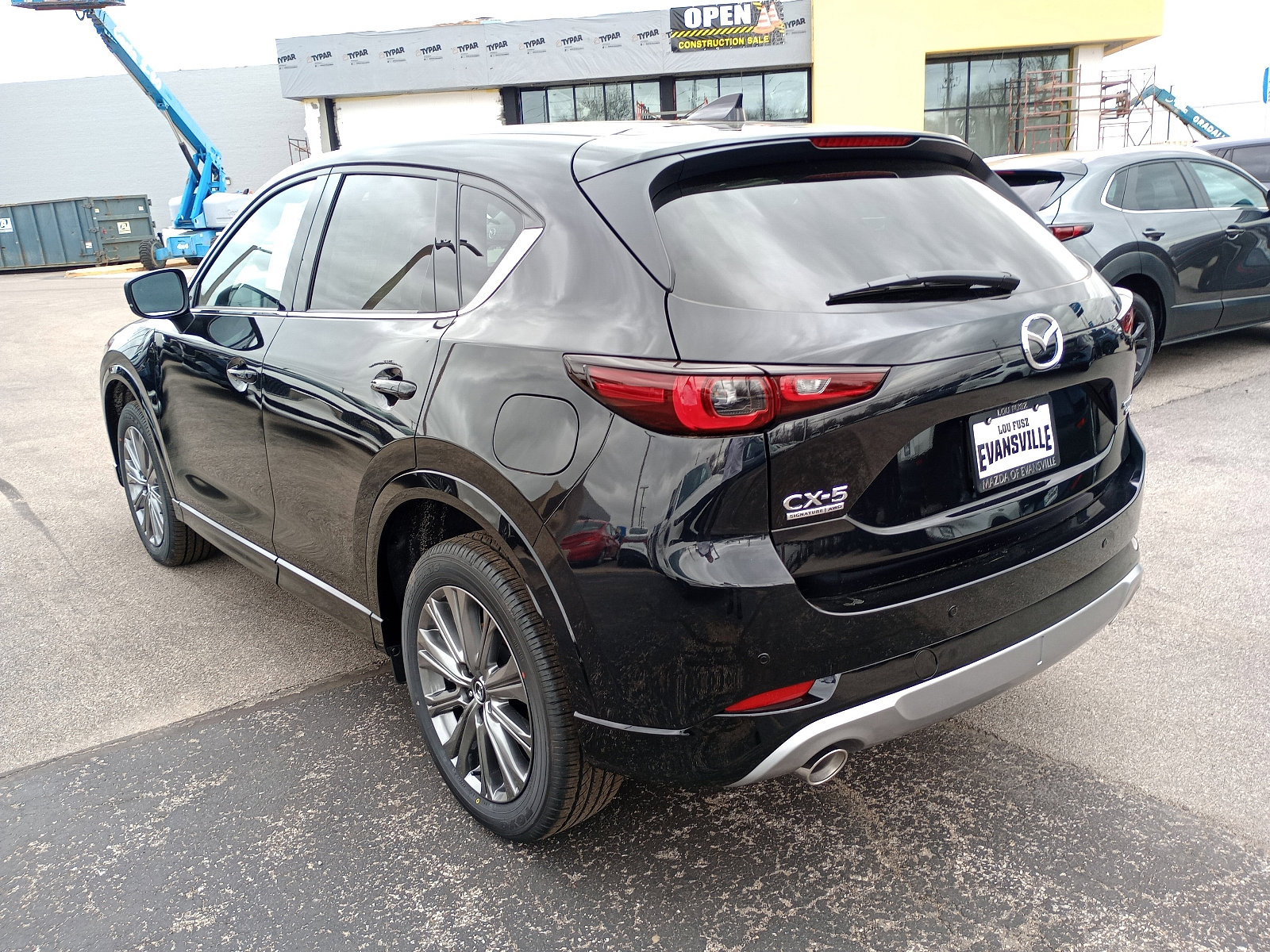 New 2025 MAZDA CX-5 Signature image 5