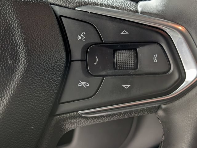 Certified 2025 Chevrolet Trax ACTIV w/ Driver Confidence Package FWD image 22