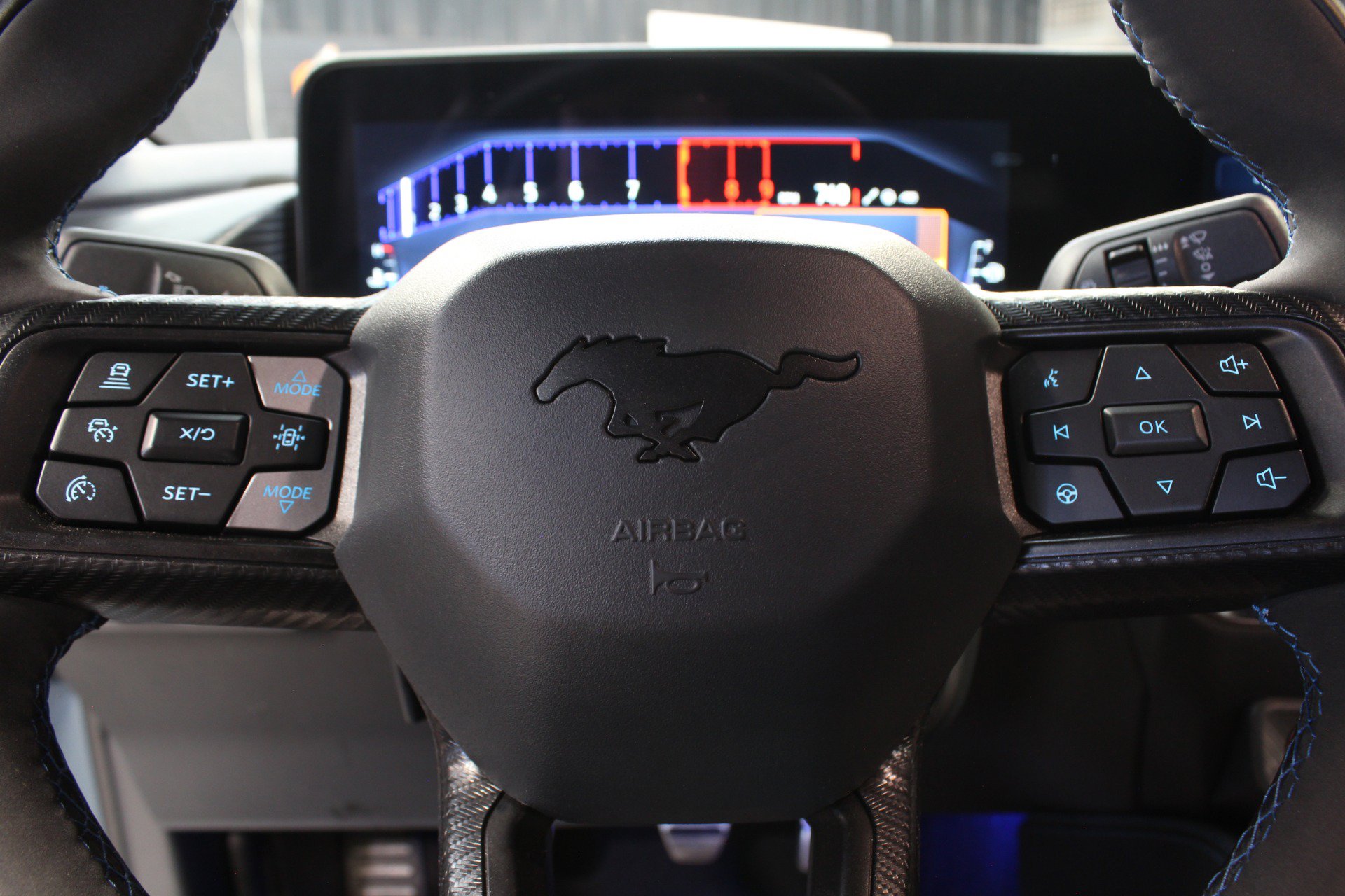 Used 2025 Ford Mustang Dark Horse RWD image 59