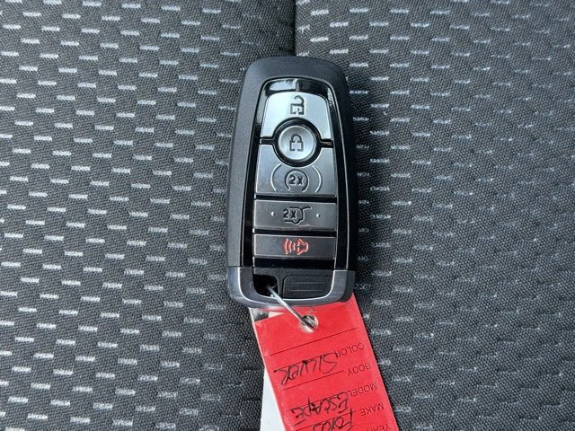 New 2025 Ford Escape ST-Line w/ Equipment Group 301A image 30