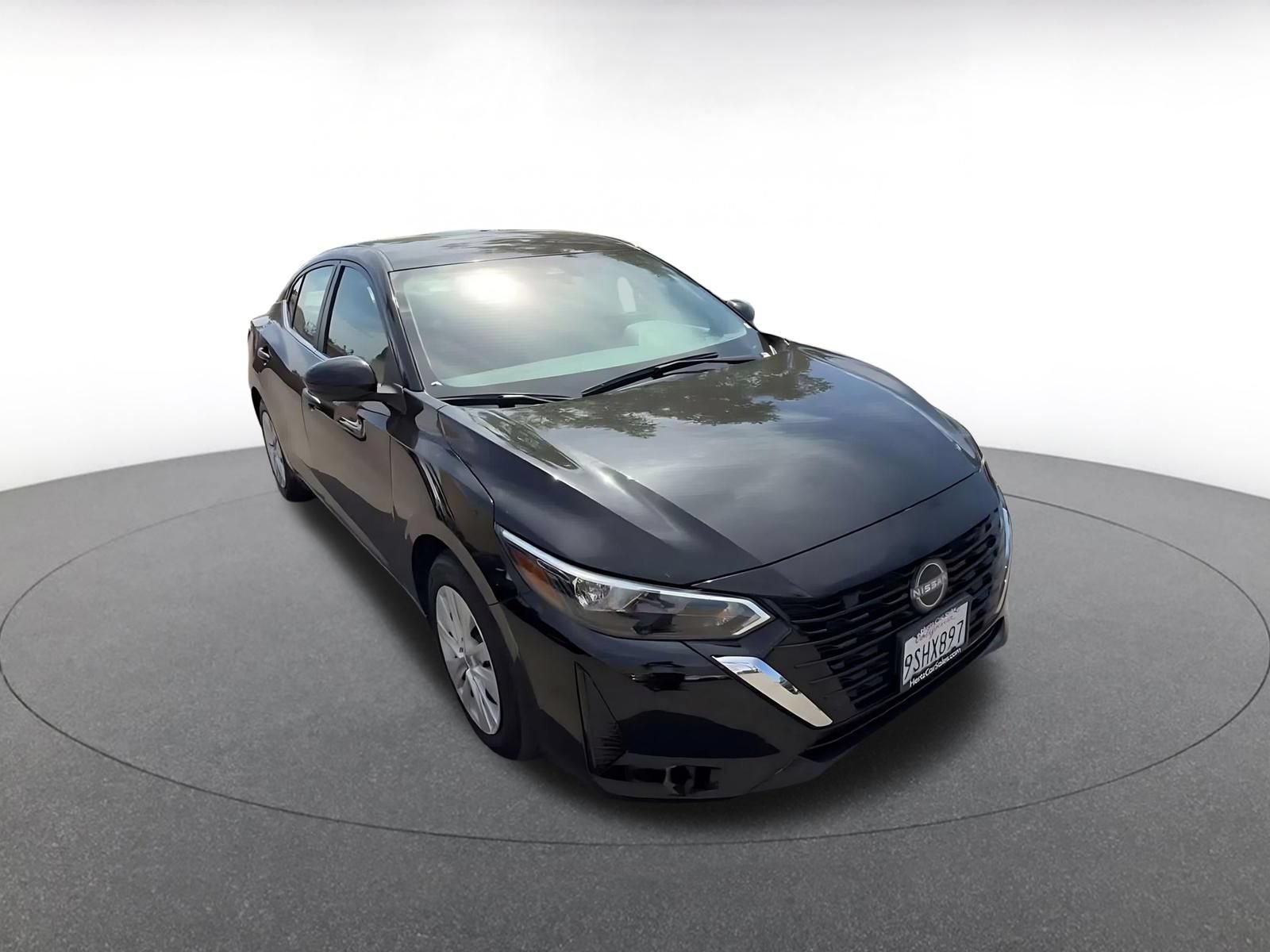 Used 2025 Nissan Sentra S FWD image 3