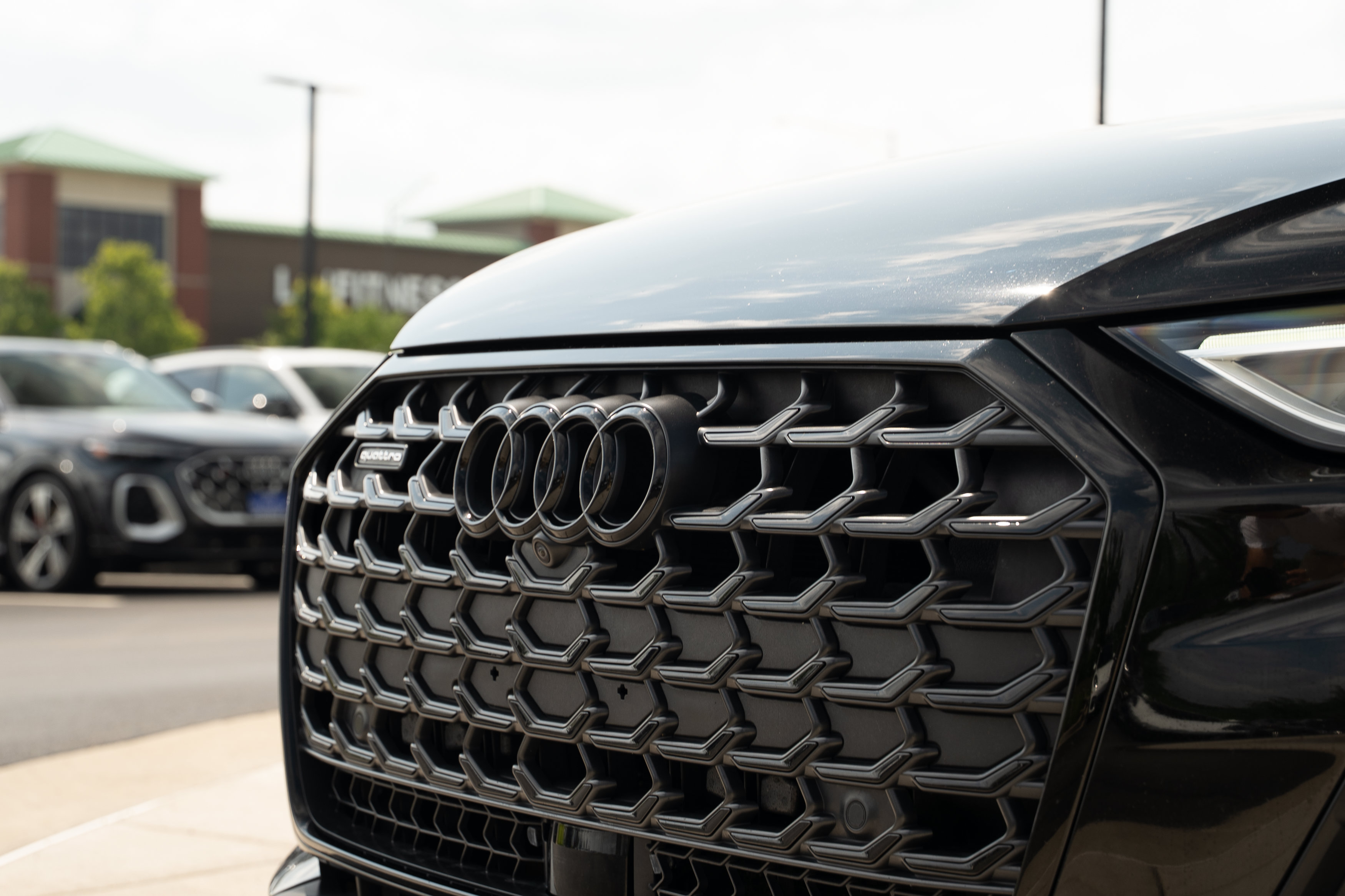 Certified 2022 Audi A8 L 3.0T AWD/4WD image 37
