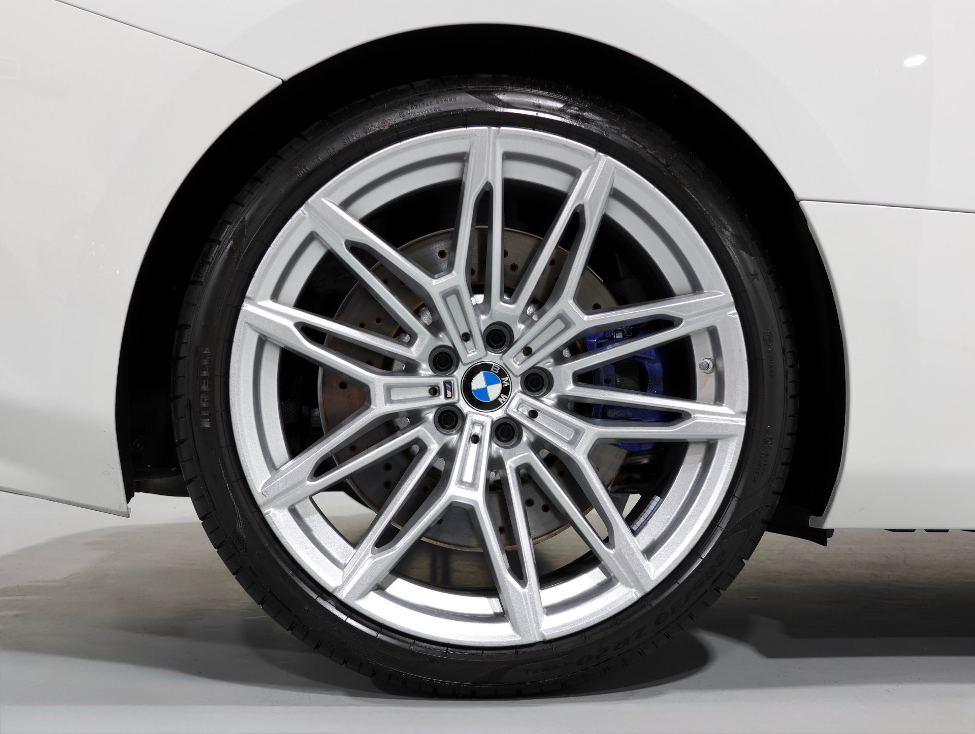 Used 2026 BMW M2 w/ Lighting Package RWD image 57