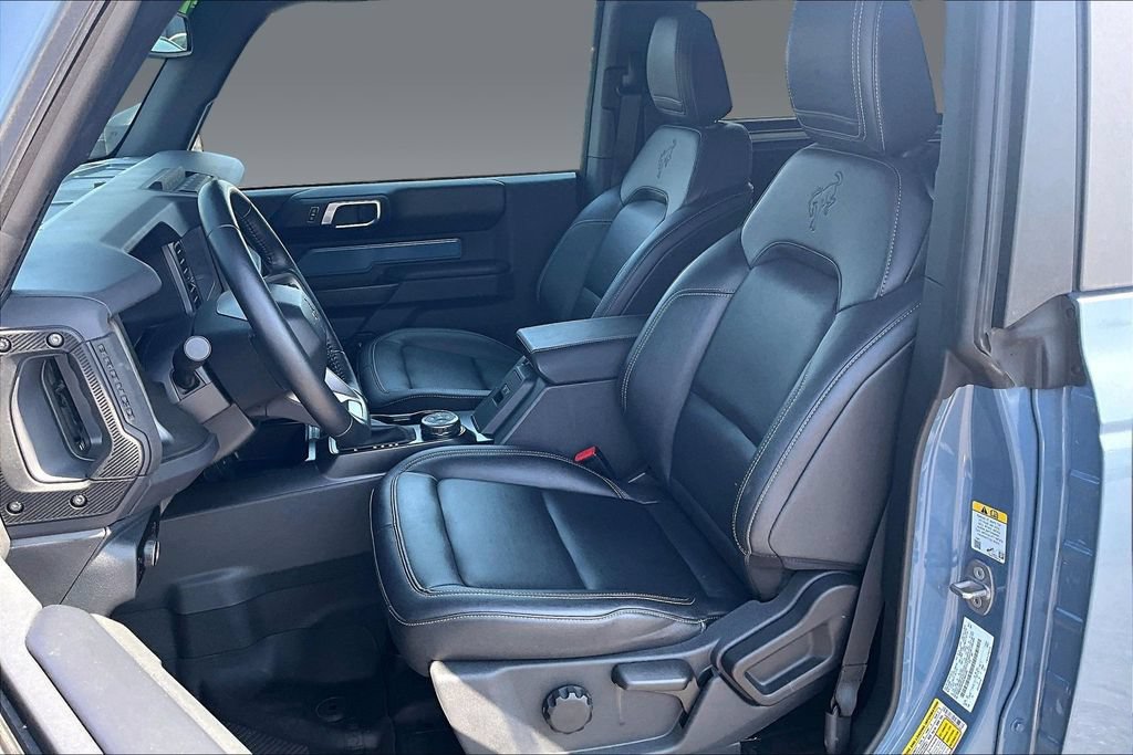 Used 2025 Ford Bronco Badlands AWD/4WD image 14