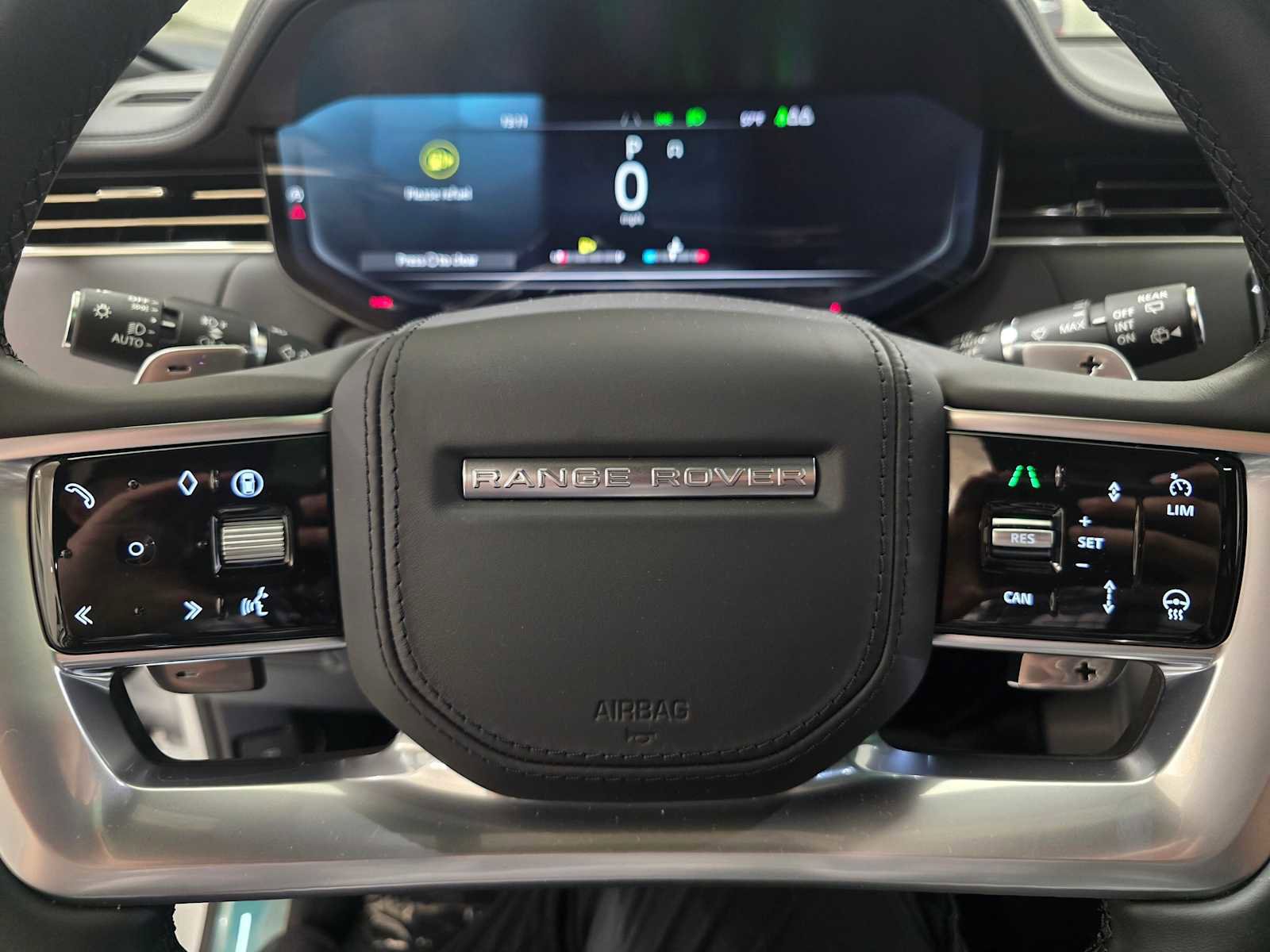 New 2026 Land Rover Range Rover SE image 24