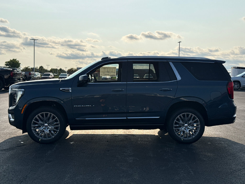 New 2026 GMC Yukon Denali w/ Sun & Power Step Package AWD/4WD image 10