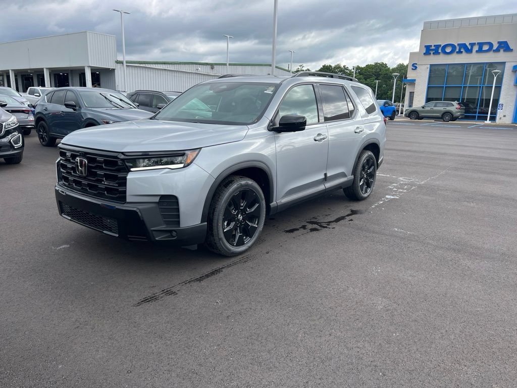 New 2026 Honda Pilot Black Edition image 8