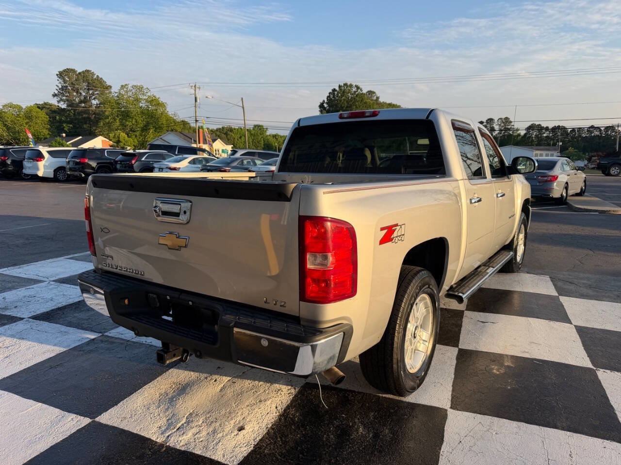 Used 2011 Chevrolet Silverado 1500 LTZ w/ LTZ Plus Package AWD/4WD image 6