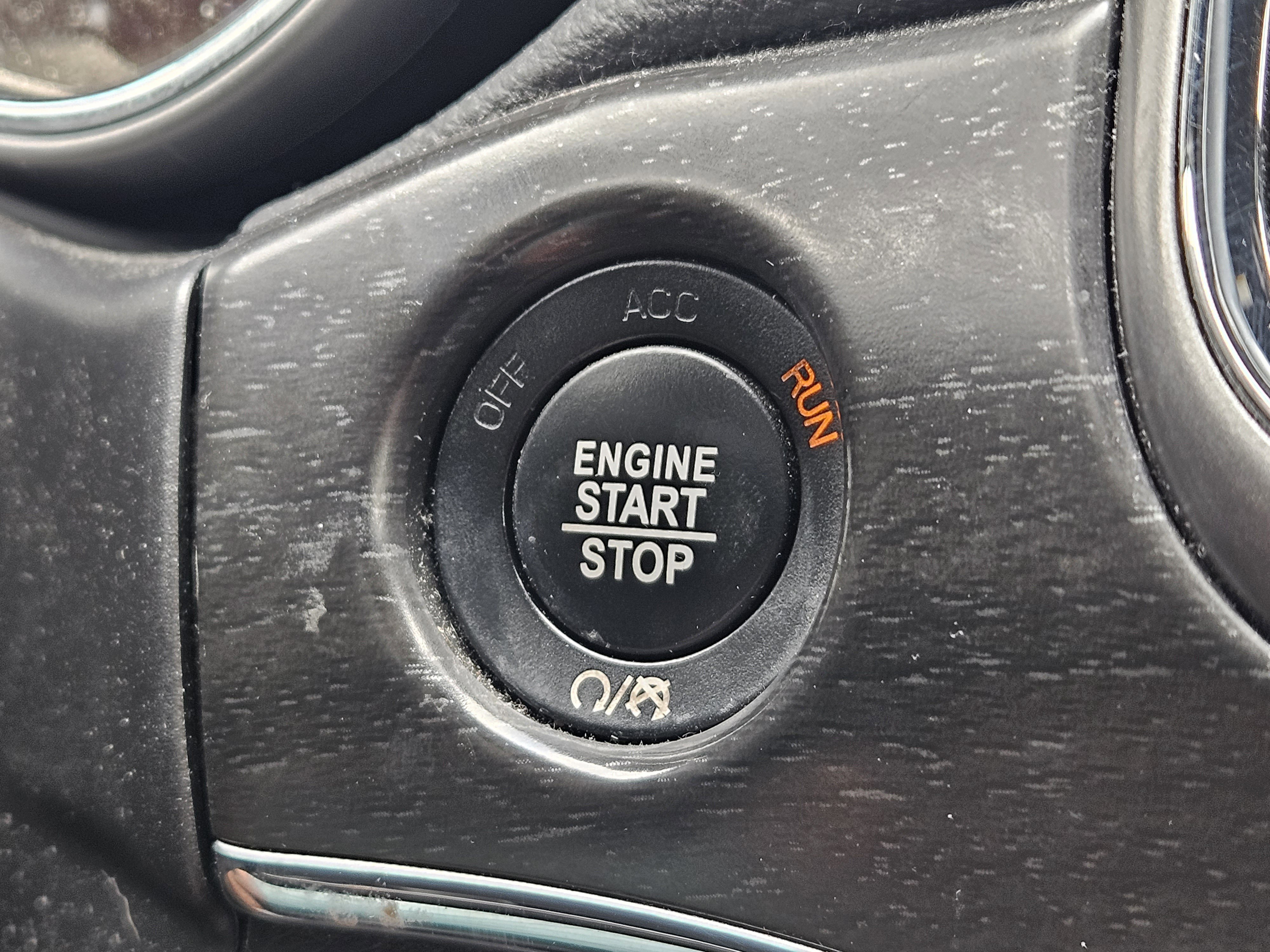 Used 2018 Jeep Grand Cherokee Limited w/ Luxury Group II RWD image 21