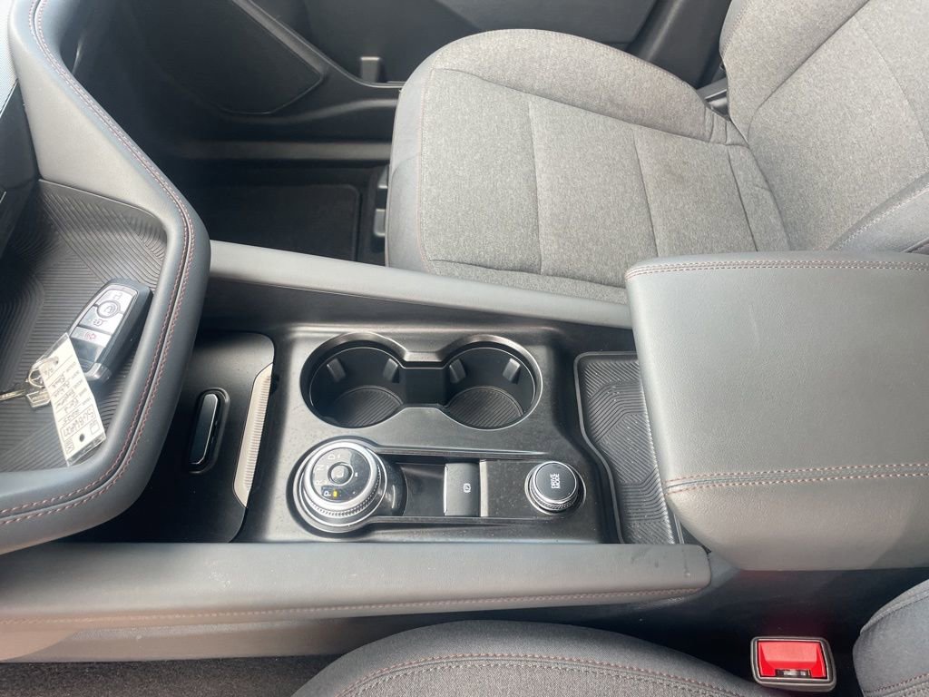 Used 2025 Ford Explorer Active image 20