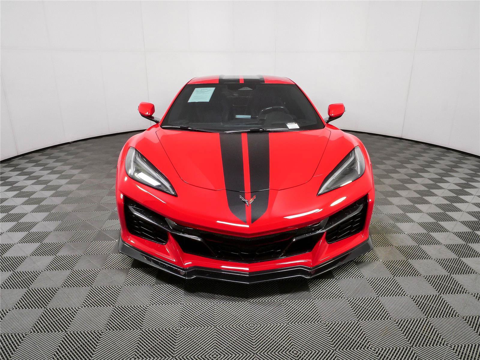 Used 2024 Chevrolet Corvette Z06 RWD image 32