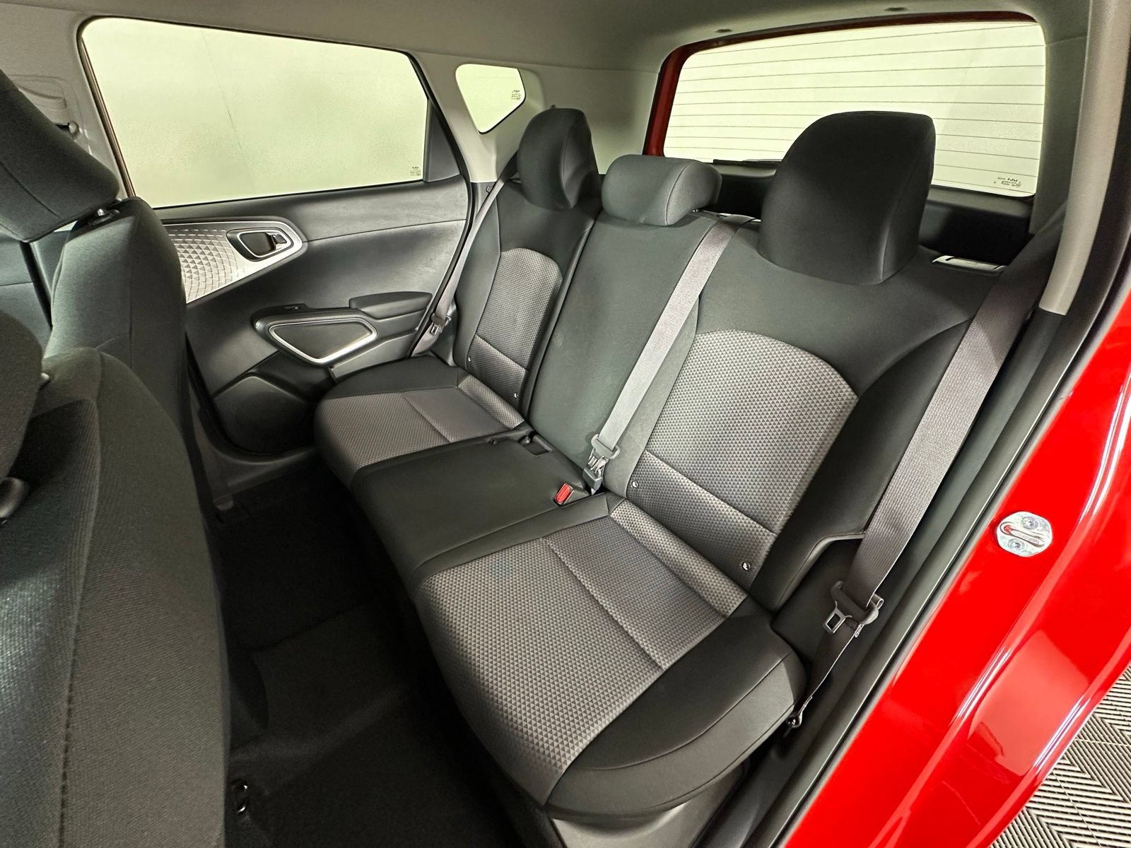 Used 2024 Kia Soul LX w/ Option Group 015 FWD image 20