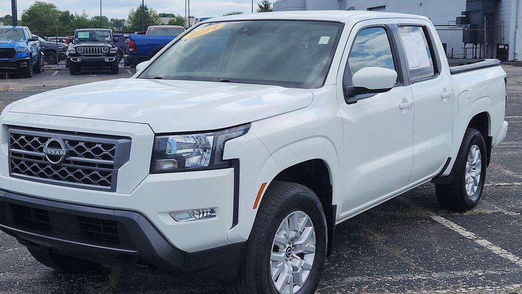 Used 2024 Nissan Frontier SV w/ SV Convenience Package AWD/4WD image 3