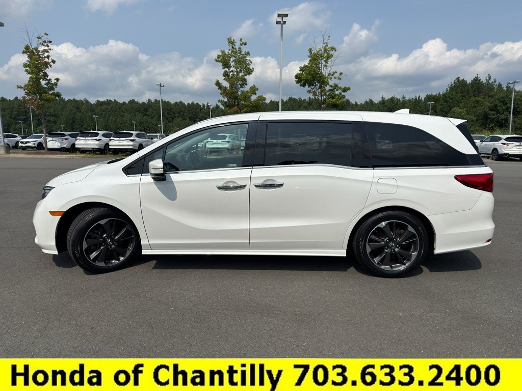 Certified 2023 Honda Odyssey Elite image 3