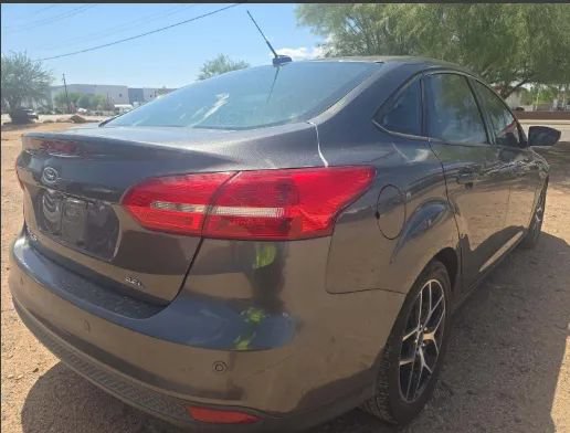 Used 2018 Ford Focus SEL FWD image 2