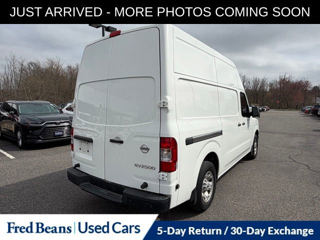Used 2018 Nissan NV 2500 SV w/ Navigation Package image 8