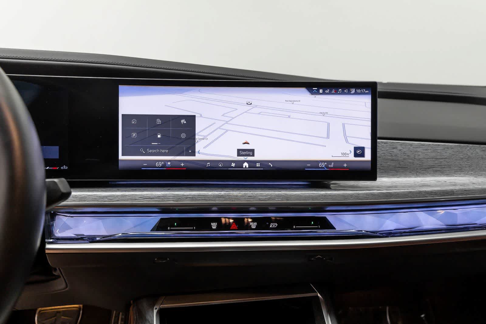 Used 2024 BMW 760i xDrive w/ Executive Package AWD/4WD image 10