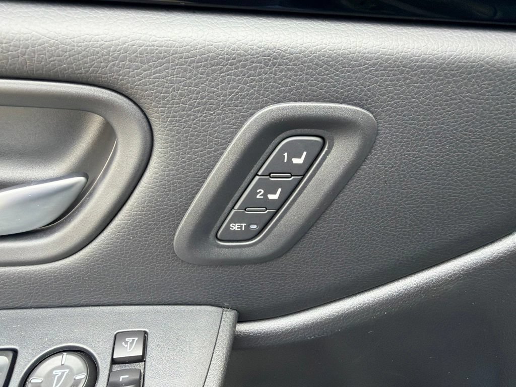 Used 2025 Honda Pilot TrailSport image 29