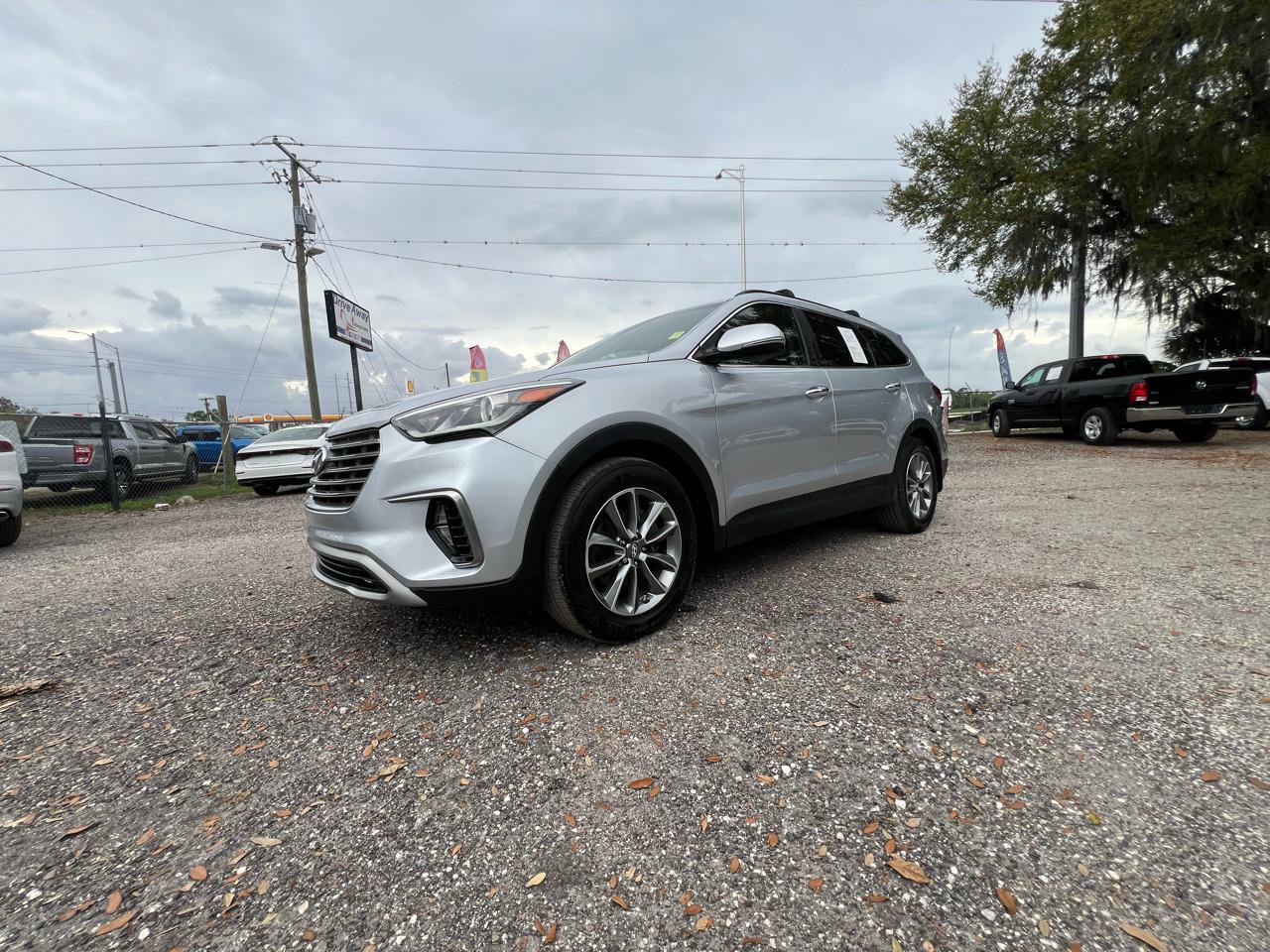 Used 2017 Hyundai Santa Fe SE w/ SE Premium Package 02 FWD image 44