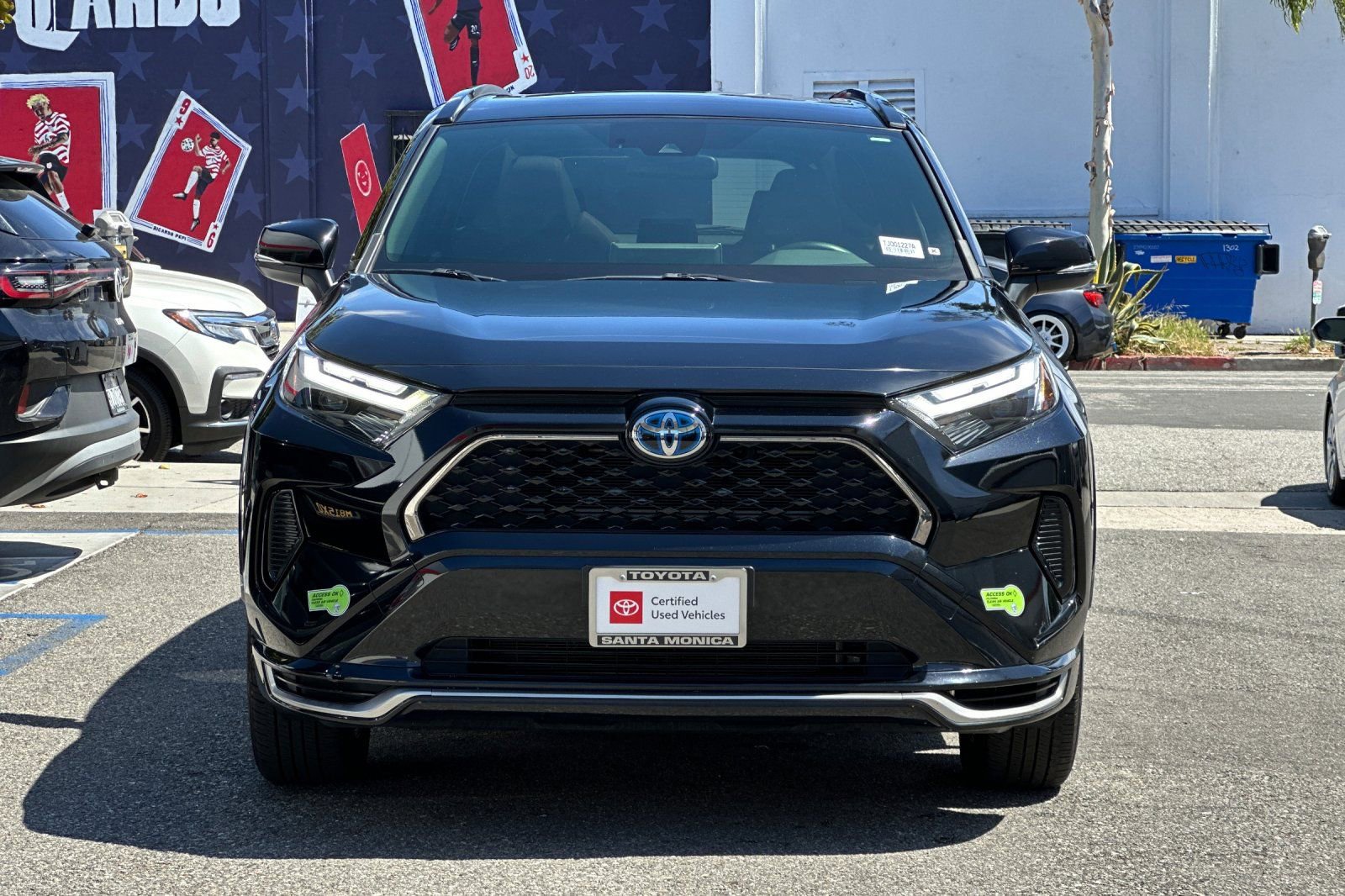 Used 2023 Toyota RAV4 SE w/ Weather & Moonroof Package AWD/4WD image 9