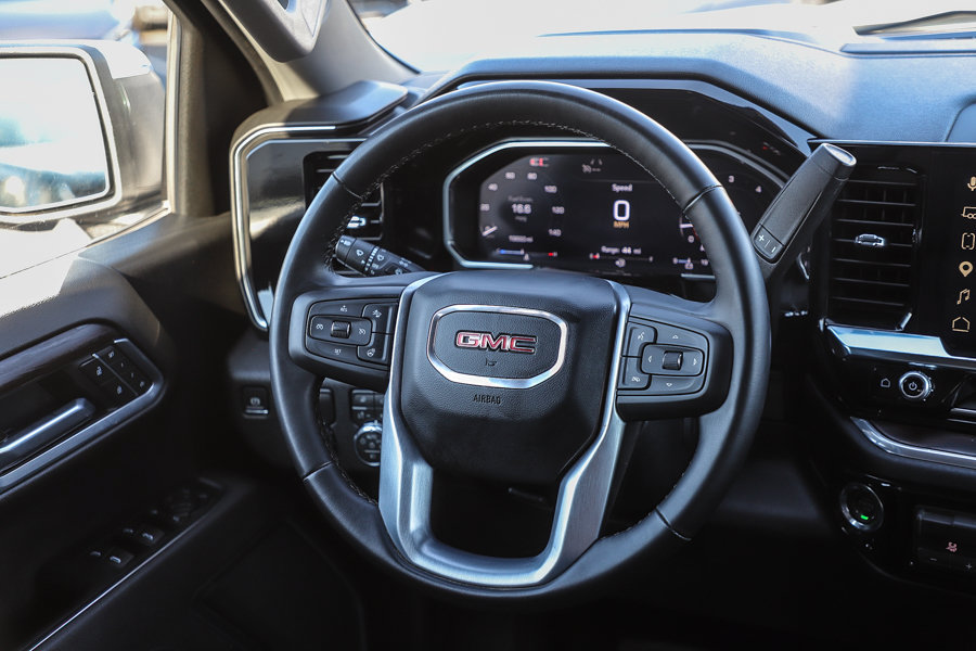 Used 2026 GMC Sierra 1500 SLT RWD image 17