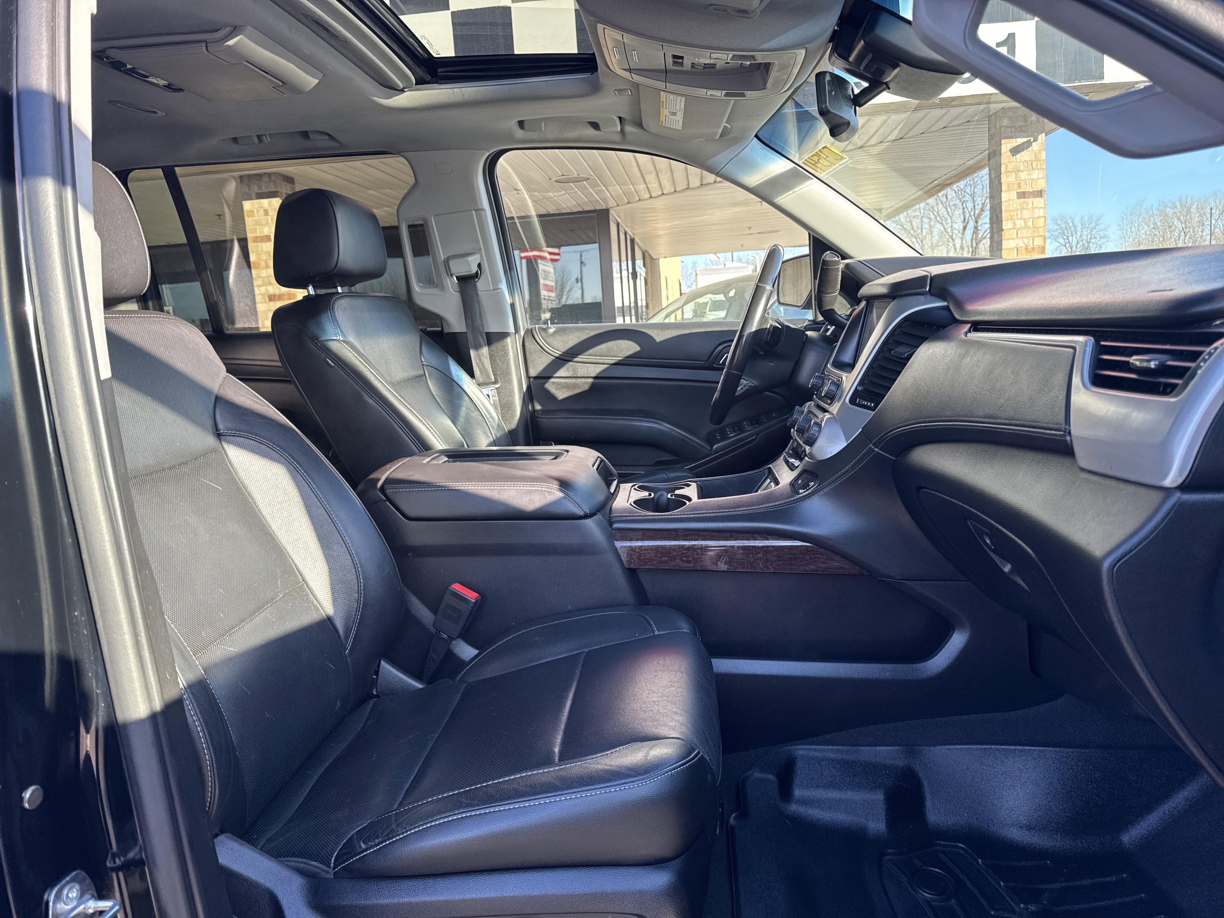 Used 2019 GMC Yukon XL SLT w/ Open Road Package image 27