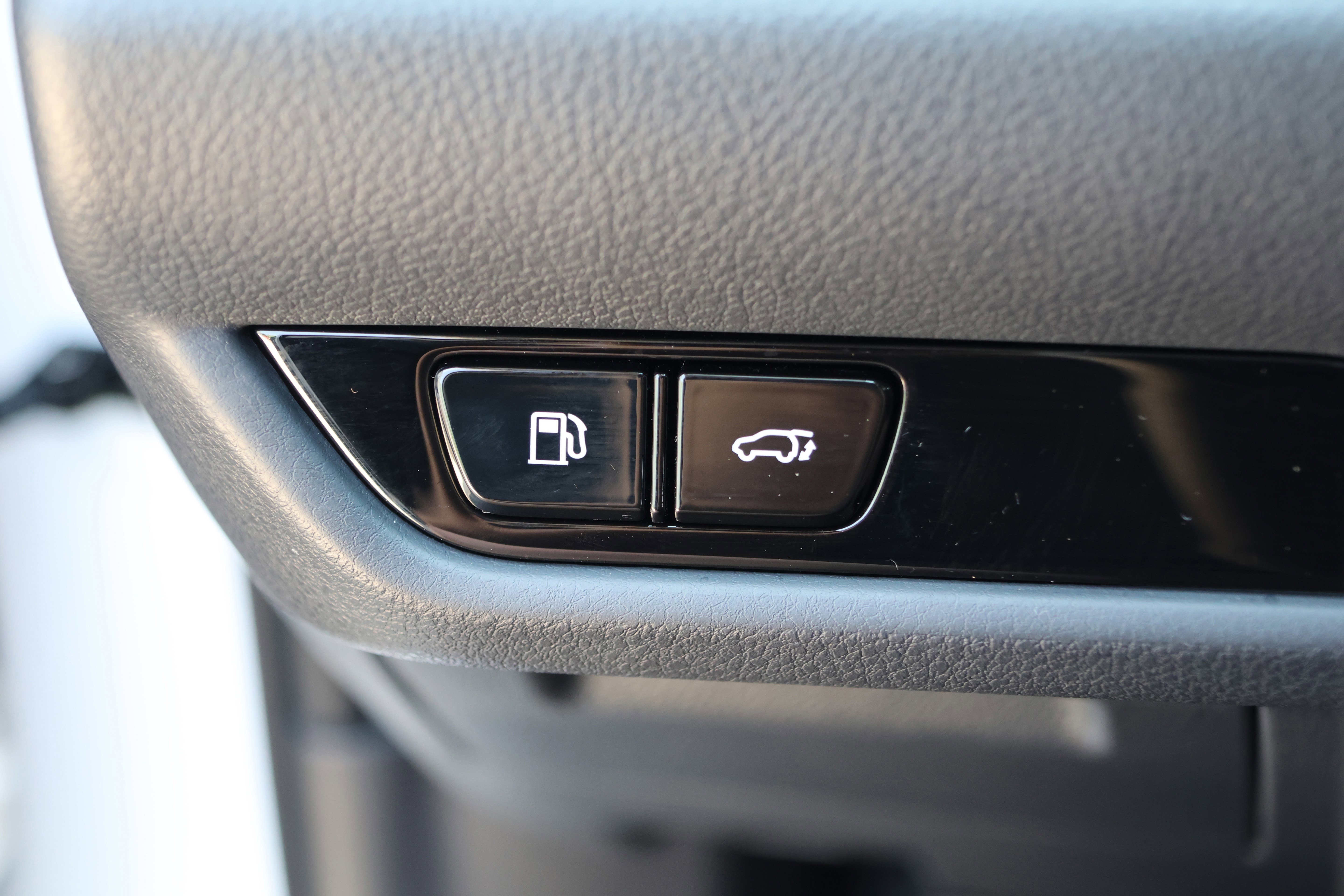 Used 2026 Lexus NX 350h AWD w/ Accessory Package (2T) image 15