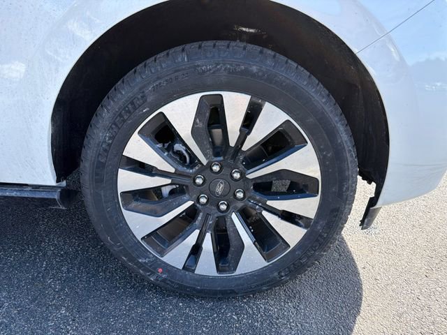 New 2025 Ford Expedition Max Platinum w/ Platinum Ultimate Package image 12