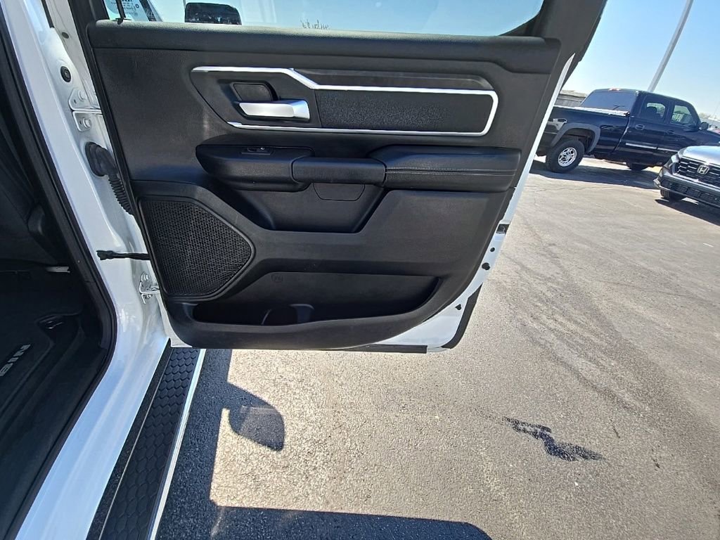 Used 2019 RAM 1500 Big Horn AWD/4WD image 30