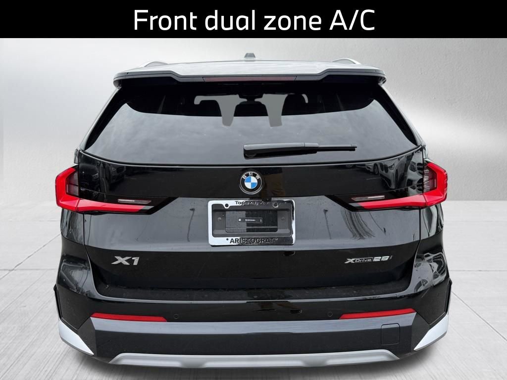 Certified 2025 BMW X1 xDrive28i w/ Technology Package image 7