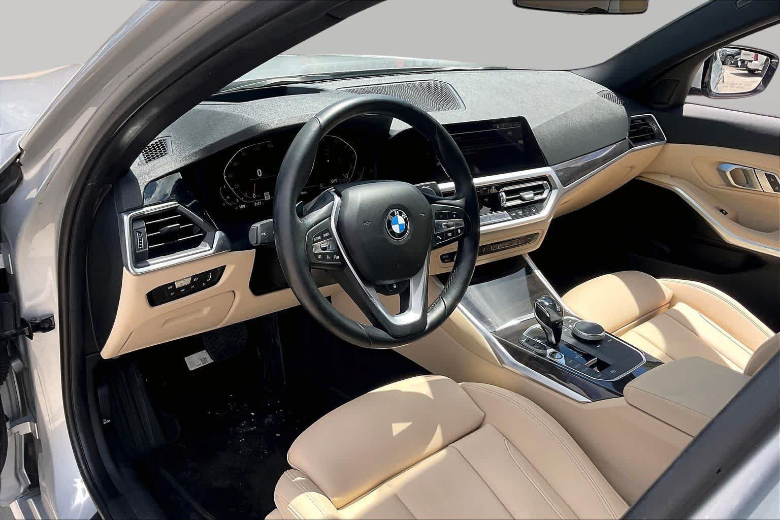 Used 2019 BMW 330i Sedan RWD image 17